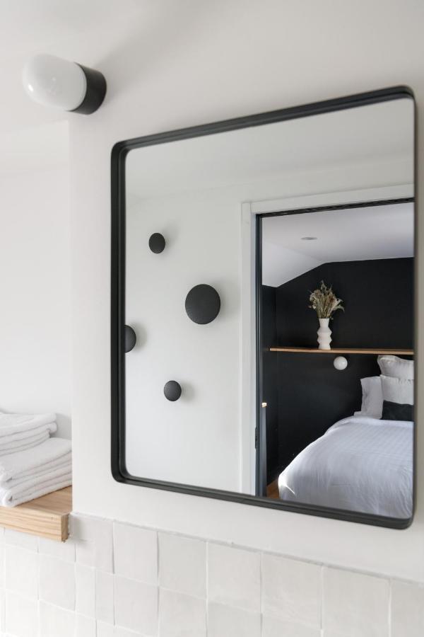 La Peniche - Bed And Bicycle - Tournon 호텔 외부 사진
